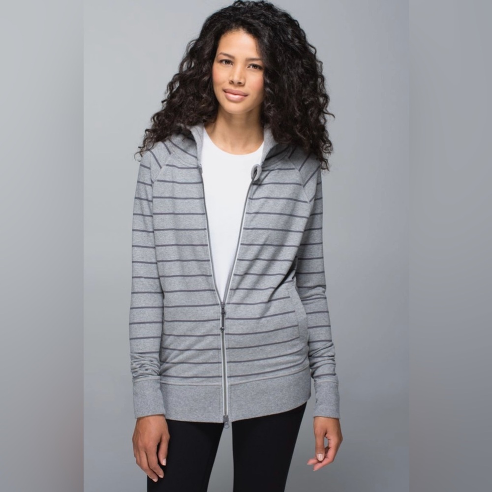 Lululemon | Rollin’ With My Omies Hoodie |‎ Size 6 | Excellent Condition!!